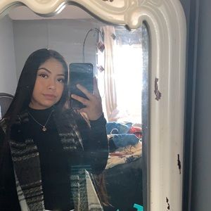 Meet your Posher, Marlen